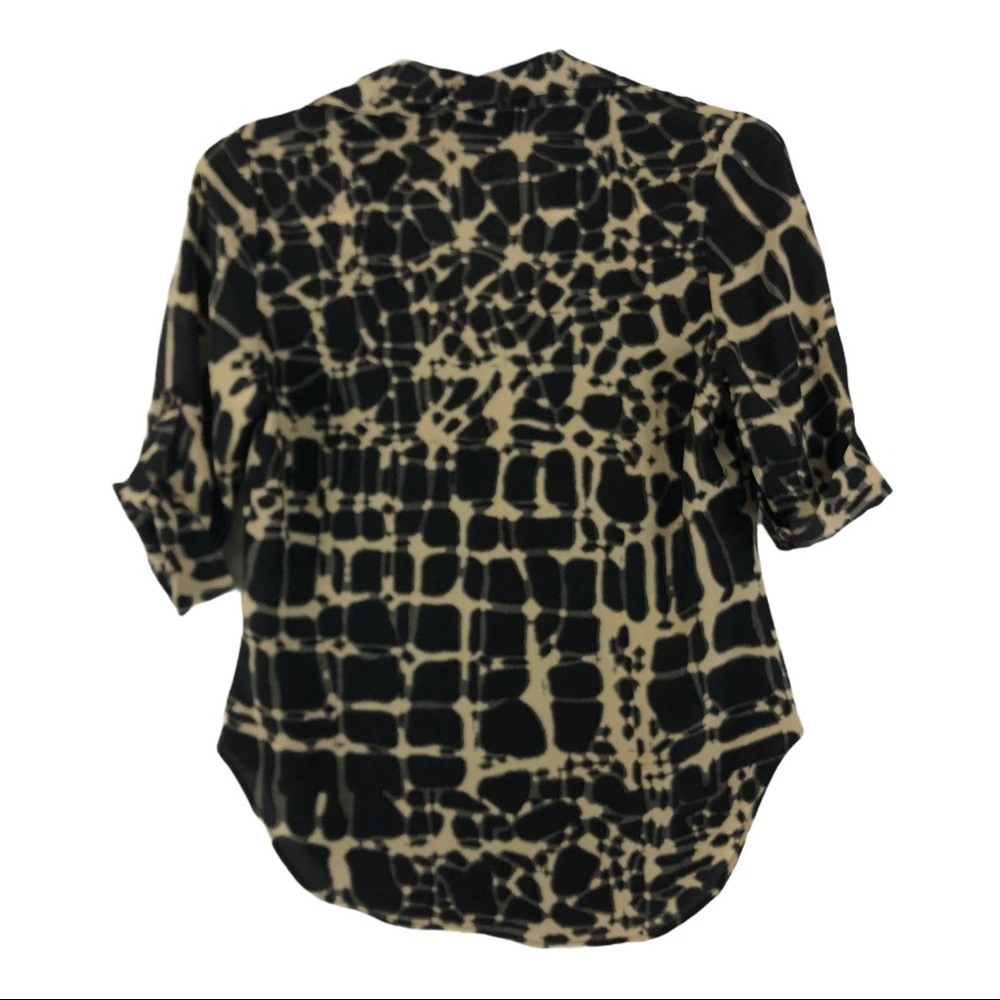 Akiko Silk Shirt - Picture 2 of 7